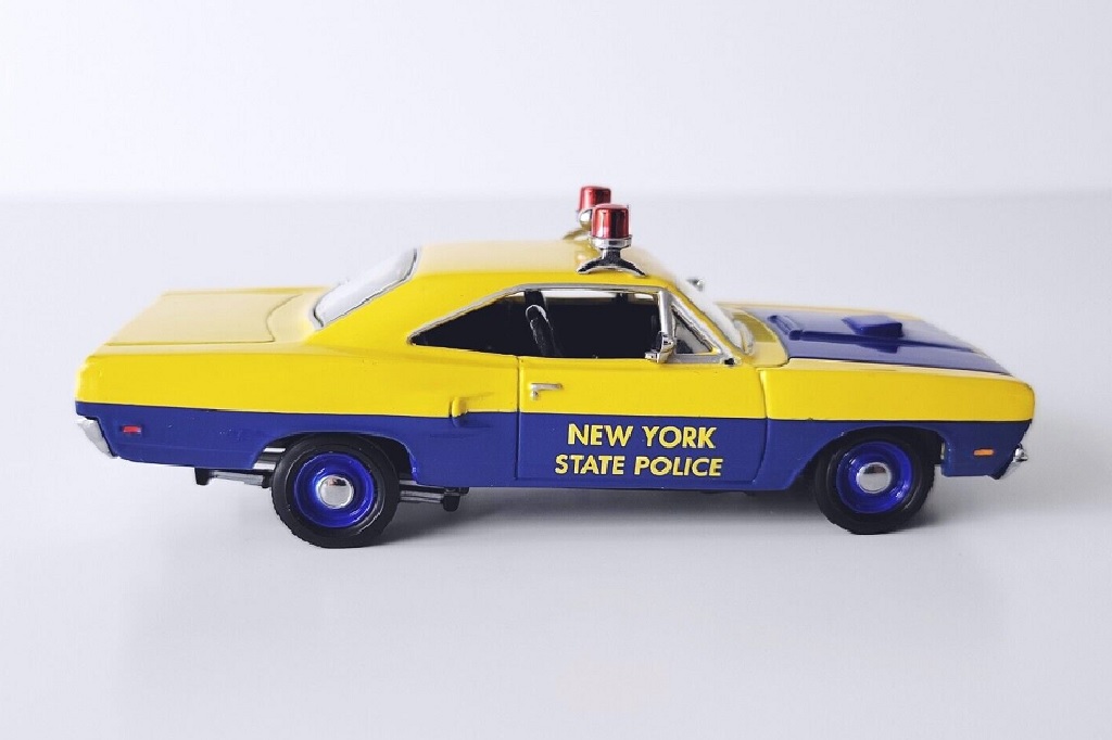 Matchbox Collectibles DYM96664; 1970 Plymouth Roadrunner; New York State Highway Patrol